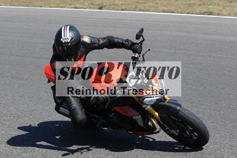 Archiv-2022/51 10.08.2022 Freeride Training ADR/Medium/40